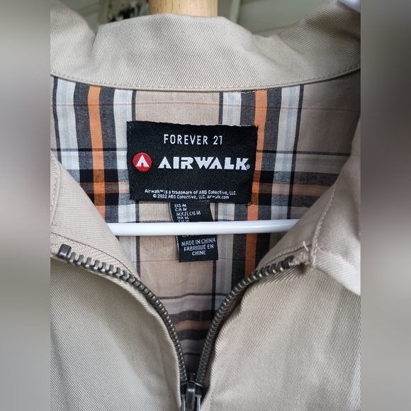 Airwalk Tan Women's Oversized Jacket with Colorful Patches_Med - Picture 4 of 10